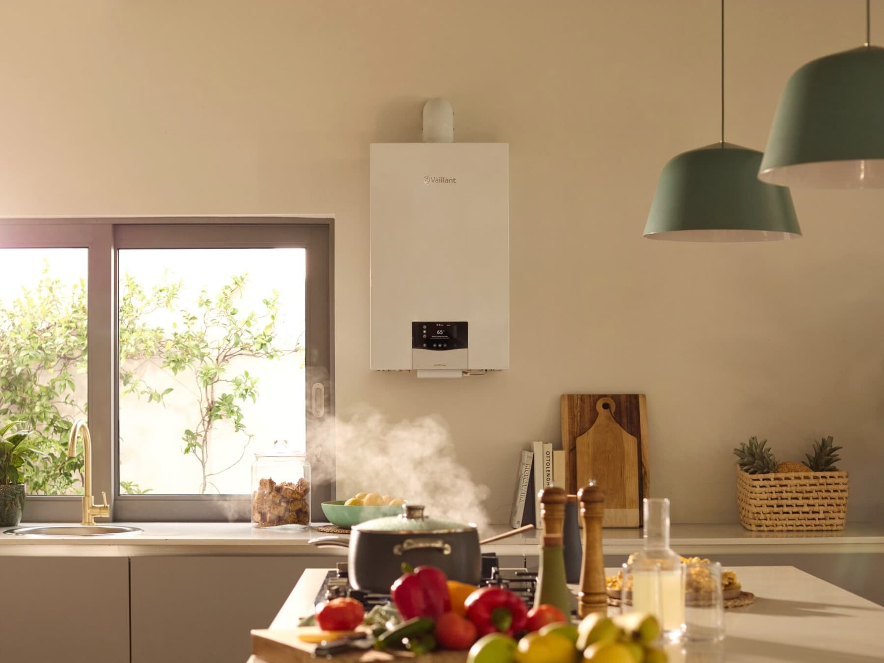 Obesni plinski kotel ecoTEC plus v kuhinji
